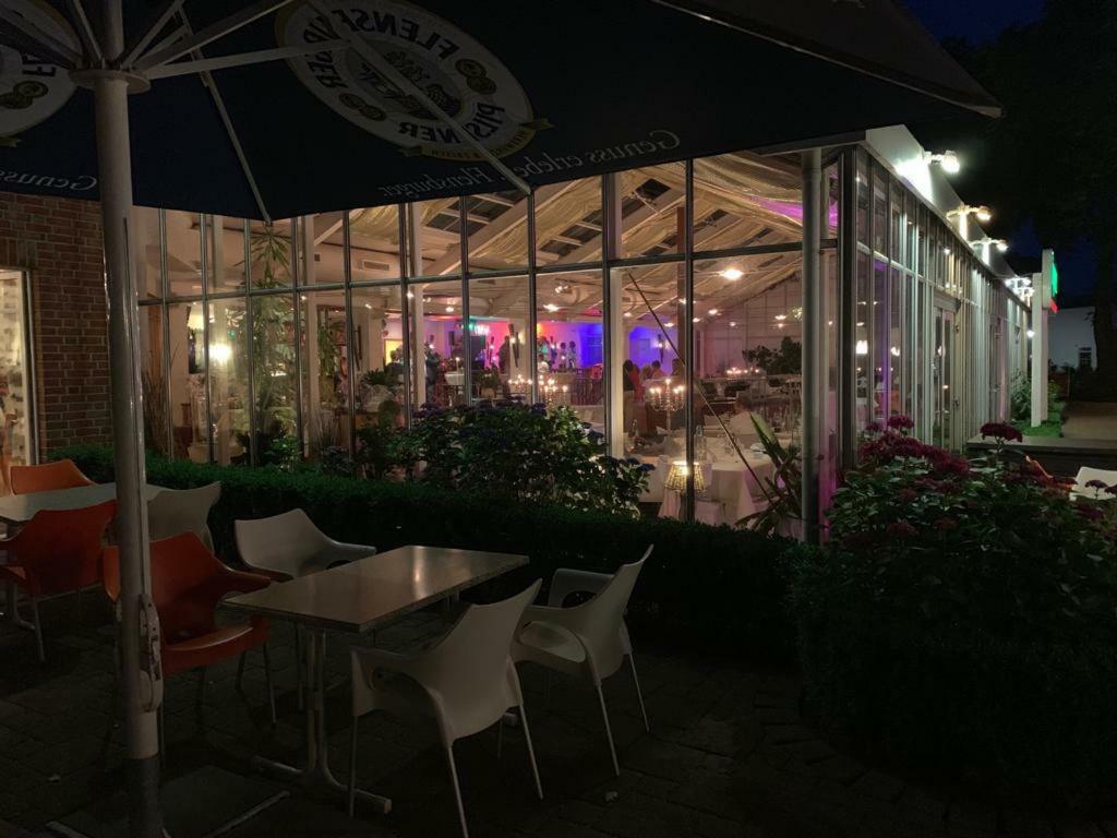 Hotel Seegarten Gmbh Barmstedt Екстериор снимка