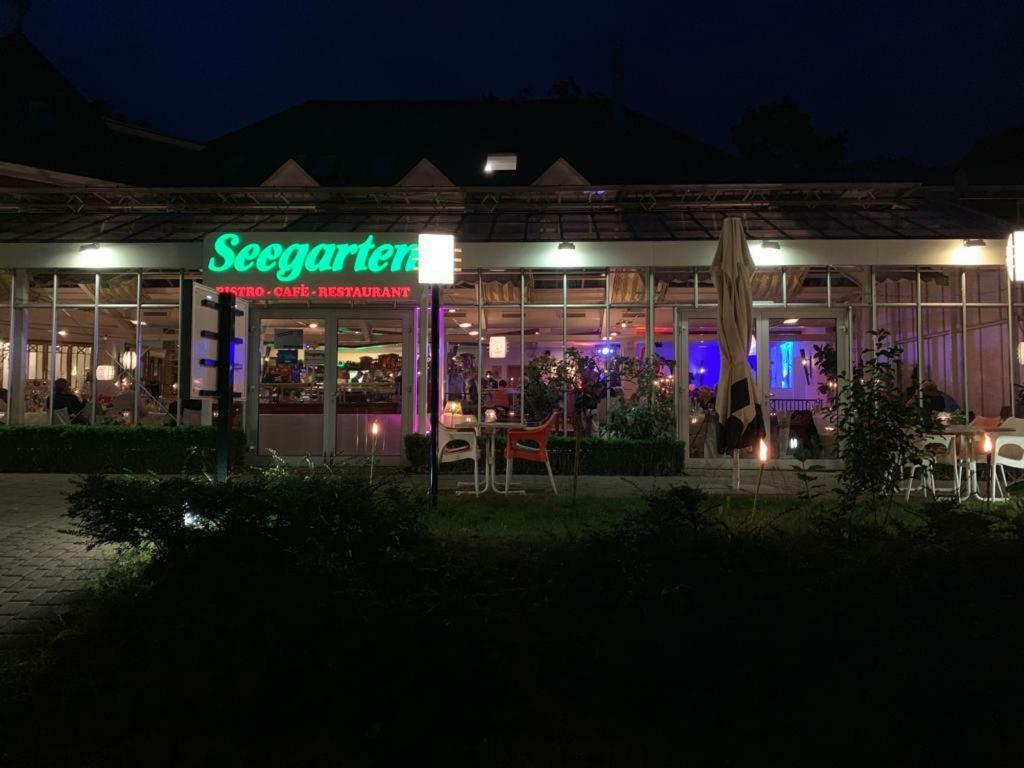 Hotel Seegarten Gmbh Barmstedt Екстериор снимка
