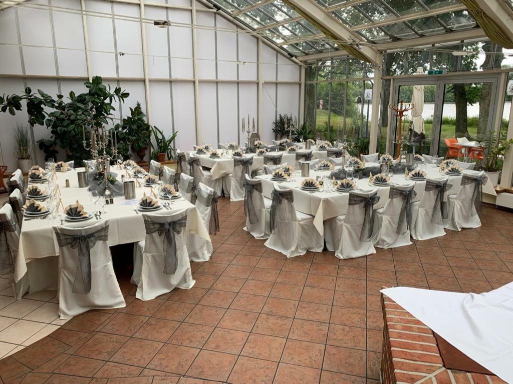 Hotel Seegarten Gmbh Barmstedt Екстериор снимка